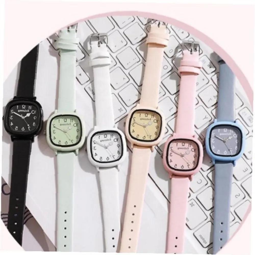 Square Women's Wristwatch Silicone Band Fashion Student Couple Daily Watch