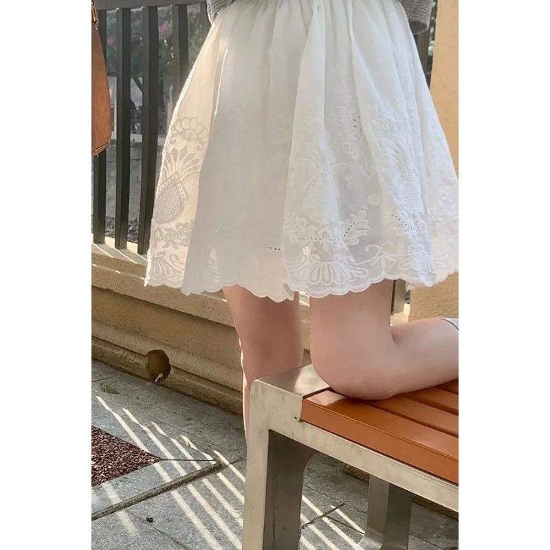 

Women s White Embroidery Lace Skirt Elastic Waist Ruffled Hem A-line Casual Short Skirt Summer Fashion S
