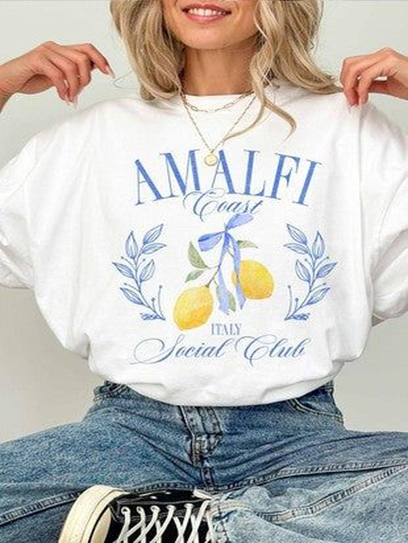 

Coastal Graphic Tee Comfortable Amalfi Coast Italian Social Club Graphic Tee Women’s Casual T-Shirt with Lemon & Leaf S