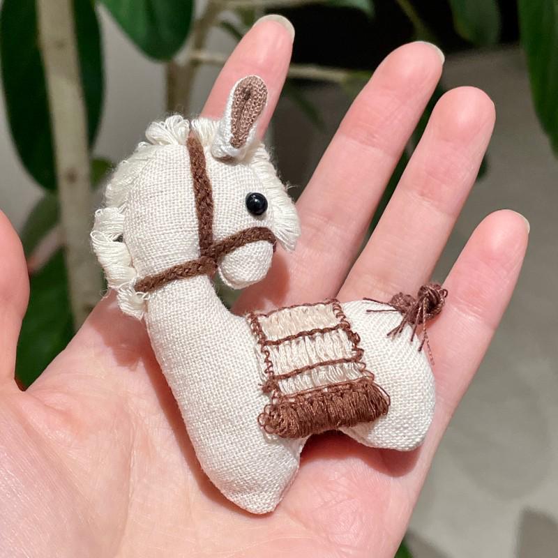 Red Retro Pony Brooch Pendant: Unique Wooden Horse Pin for Women, 2026 Autumn/Winter Scarf Accessory