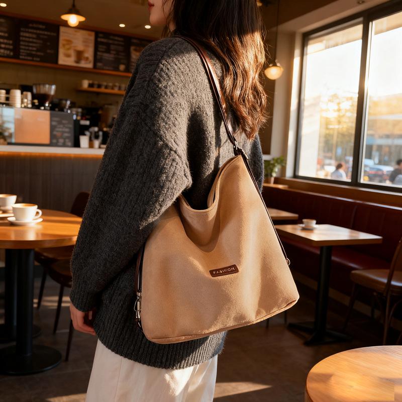 

High-Quality 2025 Trendy Retro Versatile Underarm Multi-Use Shoulder & Crossbody Bag One Size хакі