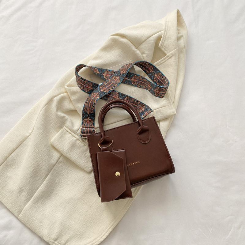 Stylish Minimalist Pu Crossbody Bag For Women Trendy Square Shape Handbag