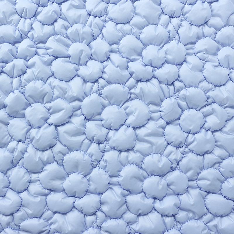

100x115cm 3D Embossed Floral Thicken Clip Cotton Quilted Interlining Fabric Emboridery Flower Cloth For Winter Coat Jacket DIY 100x115cm