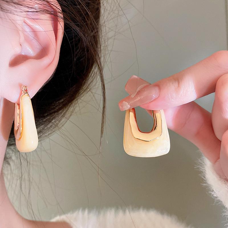Módní a elegantní retro náušnice ve tvaru U pro ženy, špičkové a lehce luxusní náušnice, šperky, dárky