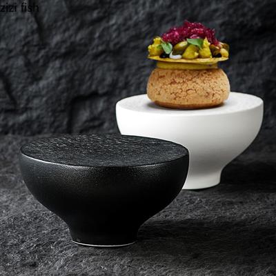 Piatto in Ceramica Bianco e Nero con Motivo Pietra con Piede Alto Piatto da Snack Piatto da Dessert Piatti da Sushi Stoviglie Creative da Ristorante