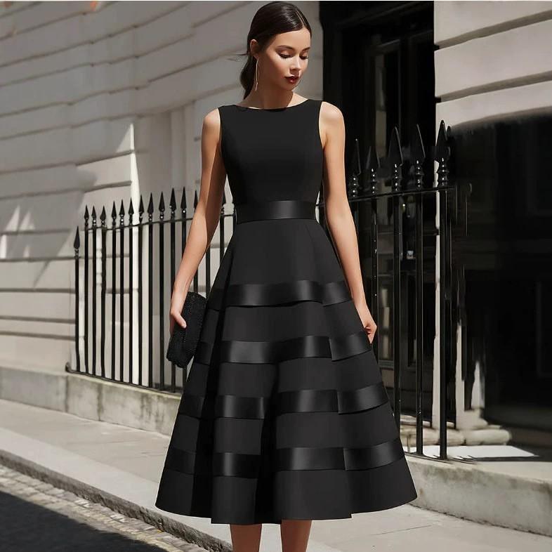 2026 Europe, America, Station Women s Sleeveless Laminated Waist Design Long Dress XS
