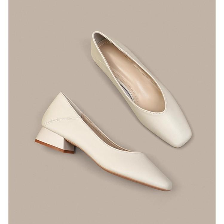 Off-white Leather V-mouth Thick Heel Commuter Single Shoes Women's Soft Sole Soft Leather Versatile Comfortable Square Head Low Heel Milk Work Shoes