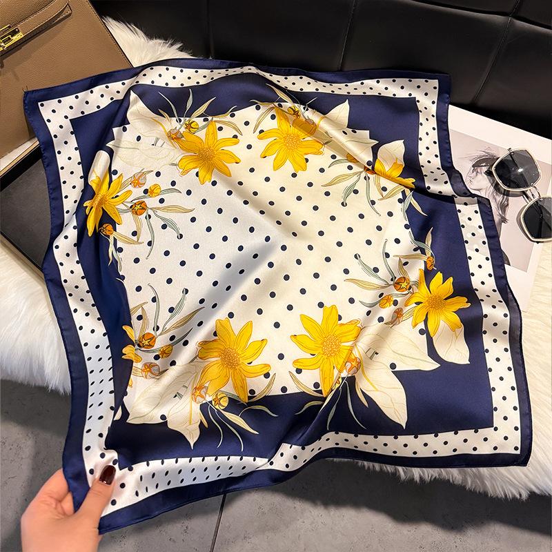 French Light Luxury Floral Small Square Scarf Simulation Silk Printing Silk Scarf Headscarf Women's Spring and Summer Scarf Temperament Scarf Scarf N