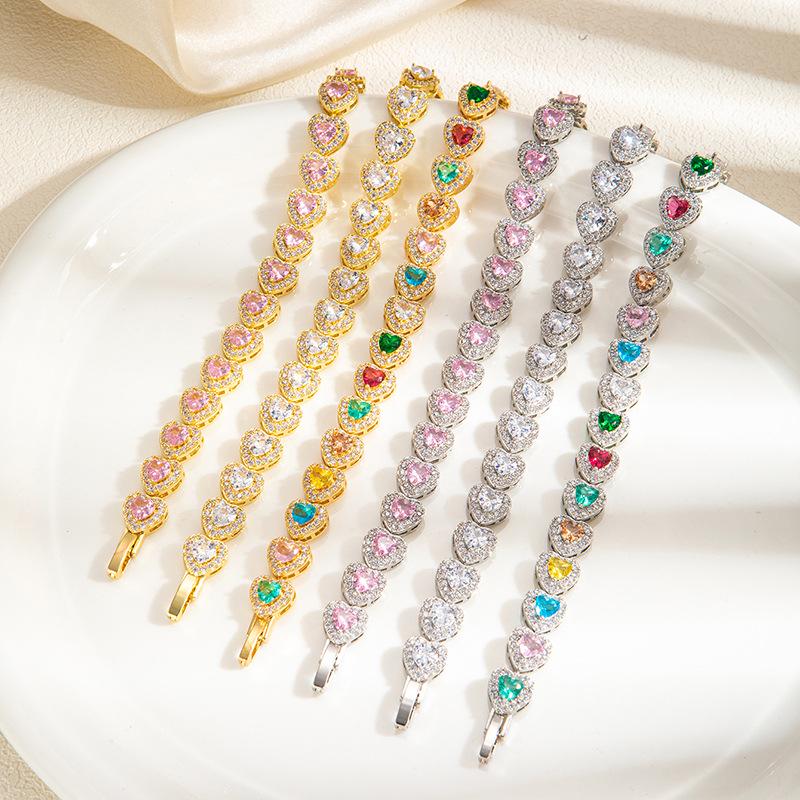 Colorful Zircon Heart Bracelet: Fashionable & Sweet Dopamine Peach Design