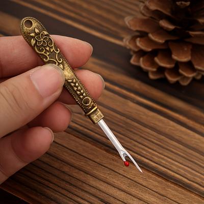 Mini Small Thread Remover Retro Metal Thread Remover Cross Stitch Embroidery Thread Picker Open Button Eye Hole Household Portable