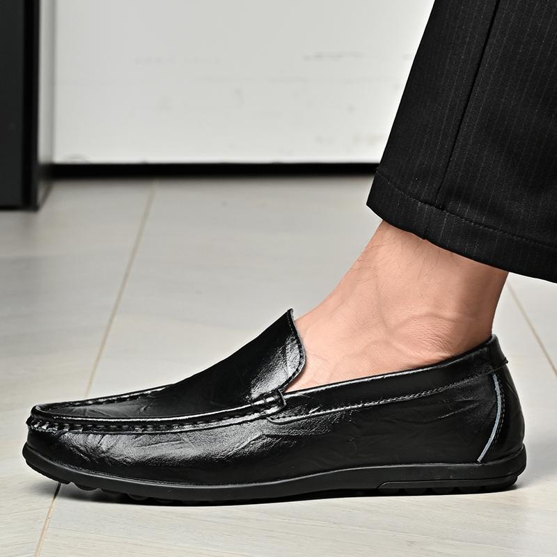 Men’s Moccasins Loafer Driving Shoes Flats Casual Slip On Plus Size Wide Head Shoes for Men