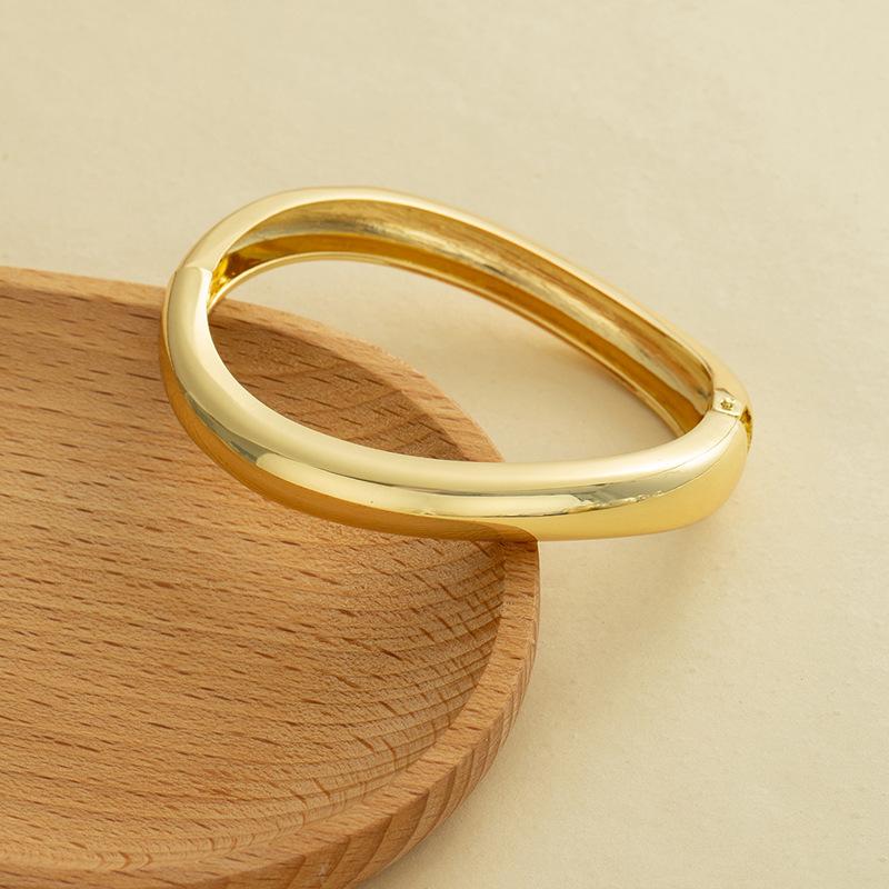 Design-inspired Metal Smooth-textured Open Bracelet, Minimalist Geometric, Individualistic Wide Wristband
