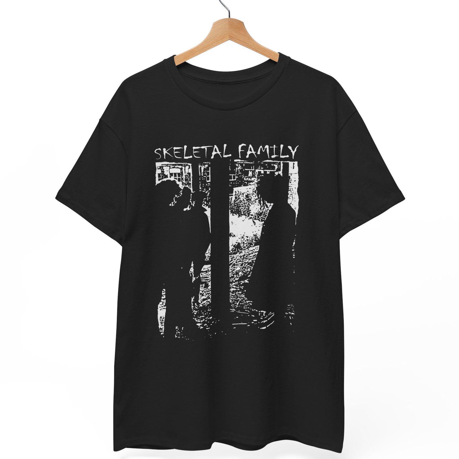 Skeletal Family T-Shirt, Gothic Rock Band Tee M