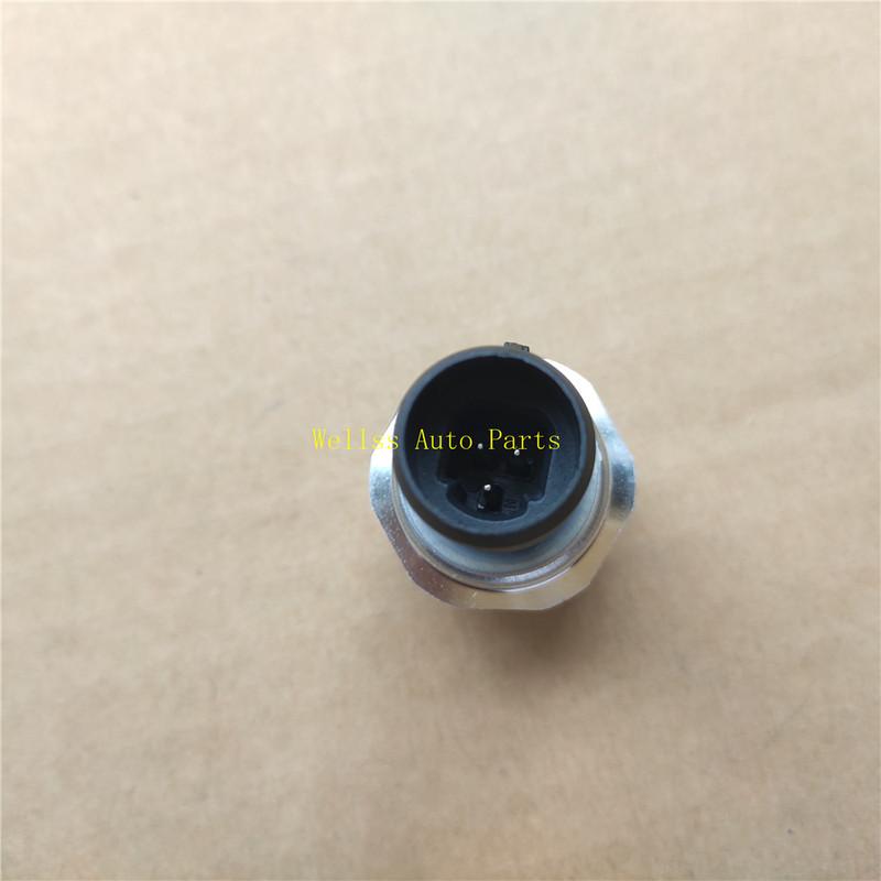 Oil Pressure Sensor 12616646 Sender Switch D1846A 12677836 For Chevrolet Trailblazer Tahoe GMC 4.8L 5.3L 6.0L 5.7L 6.2L