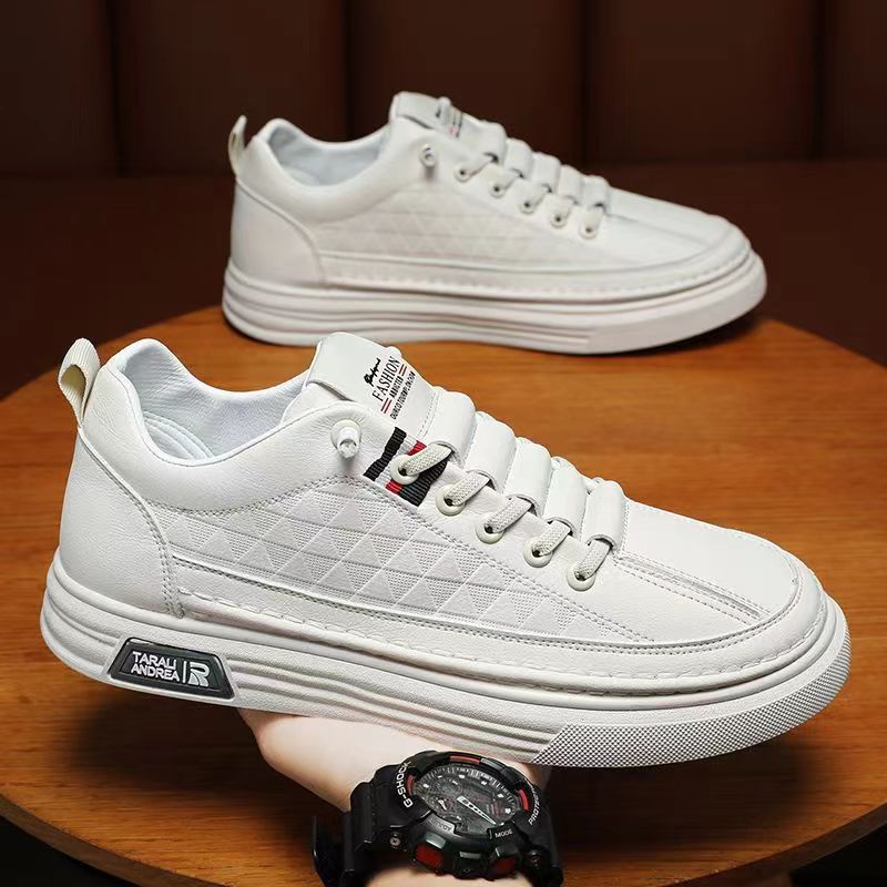 

Popular little white shoes 2025 new men s casual board shoes trendy breathable men s shoes lace-free flat casual shoes 44 бежевий
