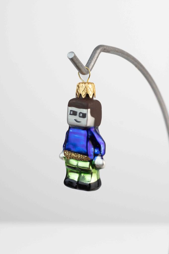 Christmas Glass Bauble For The Christmas Tree - Minecraft Steve