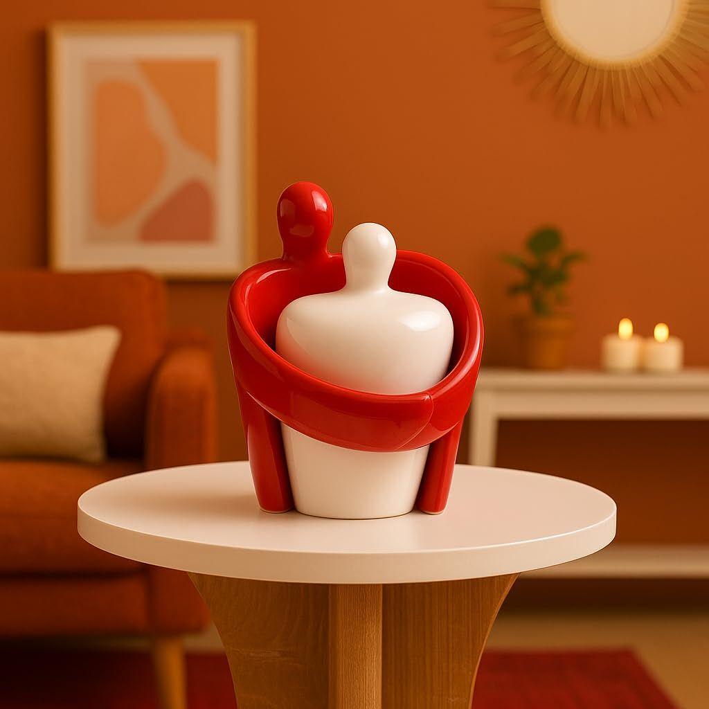 

Керамическая фигурка обнимающейся пары | Искренний символ тепла и единения | Идеально для романтического декора – Набор из 2 штук, красный и белый