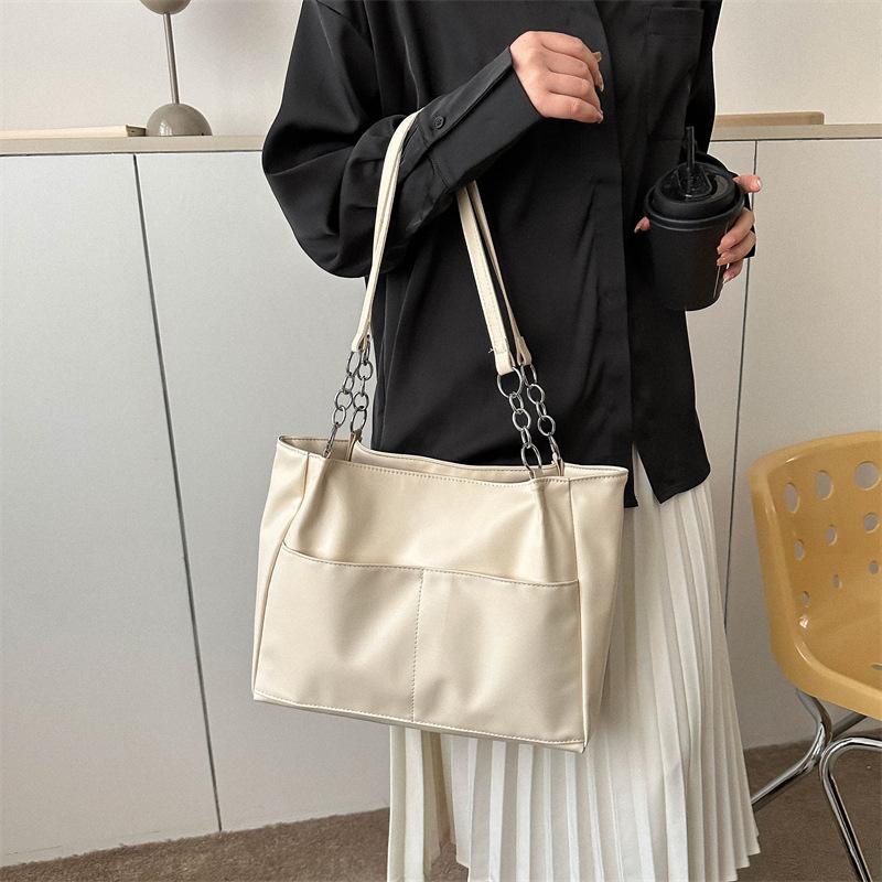 Príležitostná mäkká veľkokapacitná kabelka pre ženy Kabelky Luxusná dizajnová taška cez rameno Pu Leather Vintage Big Shopper Peňaženky 2023
