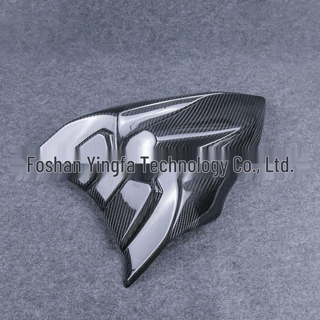 Kawasaki Ninja 650 2014+ Carbon Fiber Rear Seat Hump