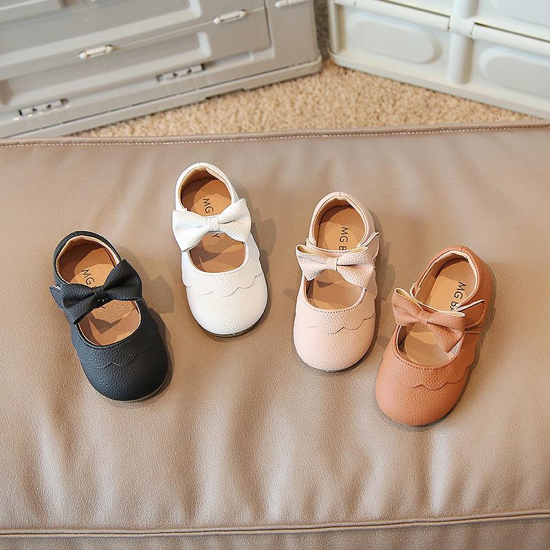 

Small leather shoes for girls and soft soles for children 18