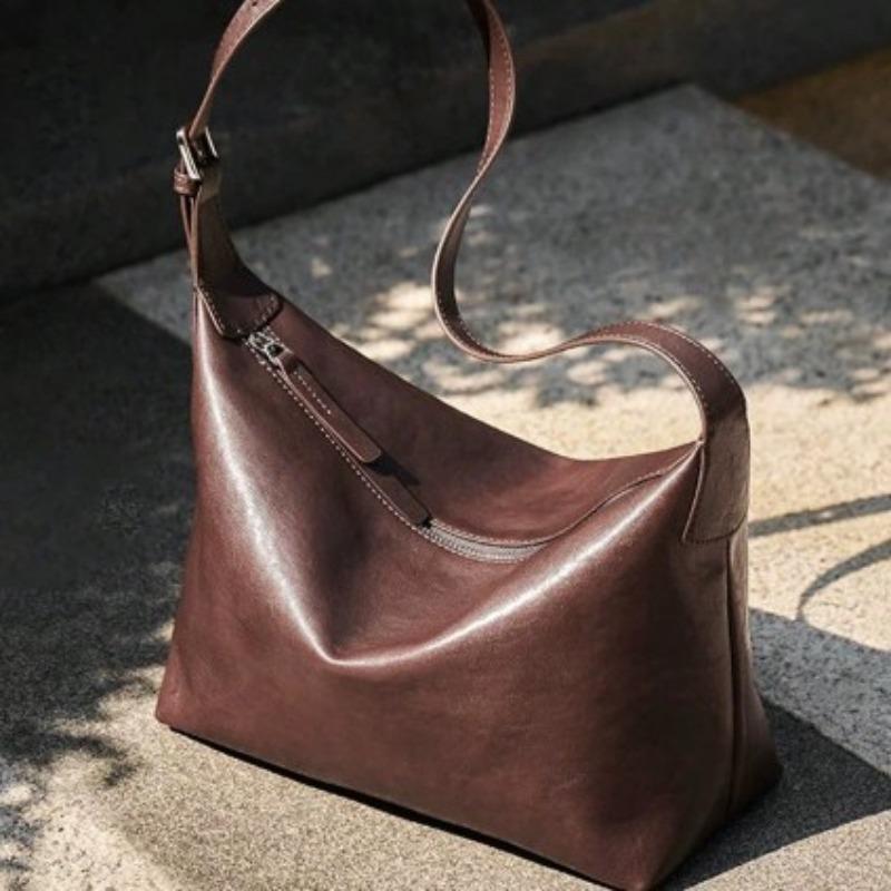 New Large Capacity Shoulder Bag for Women's Shoulder Underarm Bag Light Luxury Commuting Bag