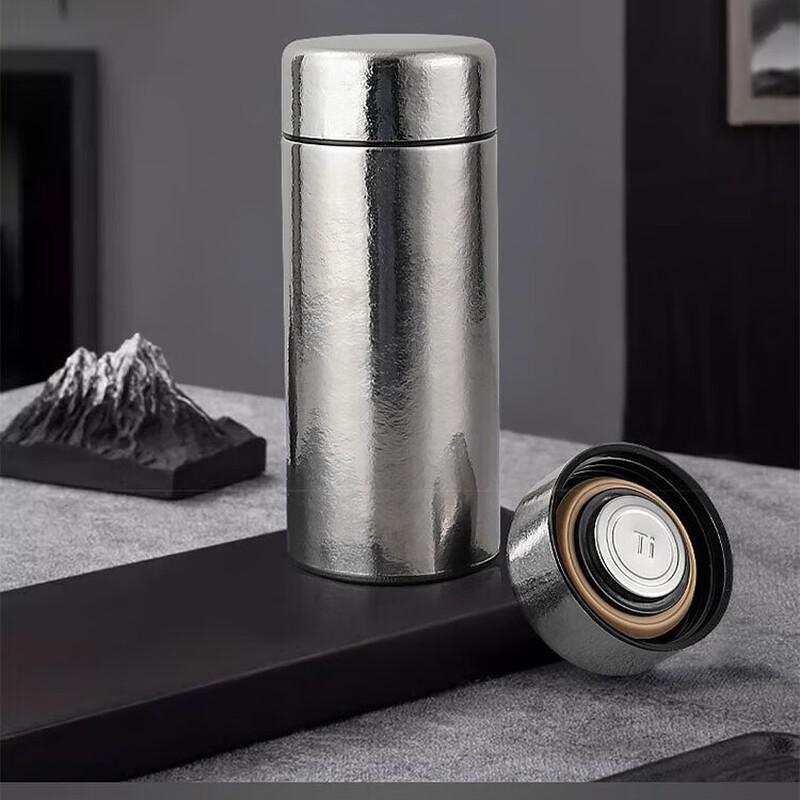 

Xinke Pure Titanium Mini Portable Insulated Cup
