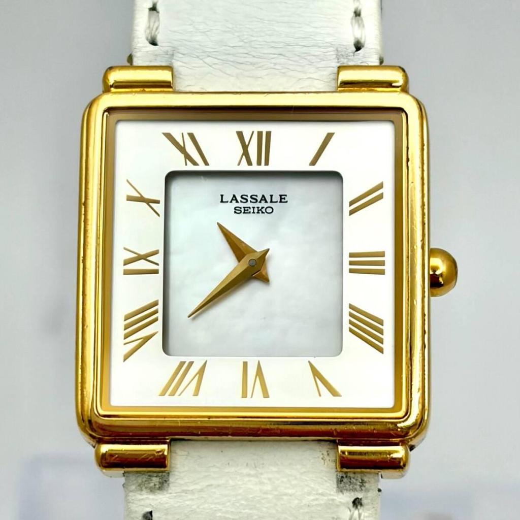 Used [New Battery] SEIKO LASSALE Ladies Watch Shell Square Gold Roman 1F20-5150 550067