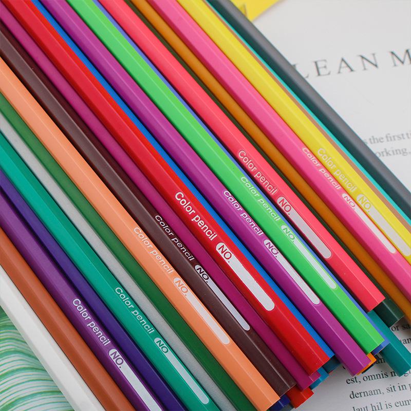 12-Color Little Bear Cartoon Pencils for Back-to-School - Creative, Student-Friendly Colored Pencils in Compact Box