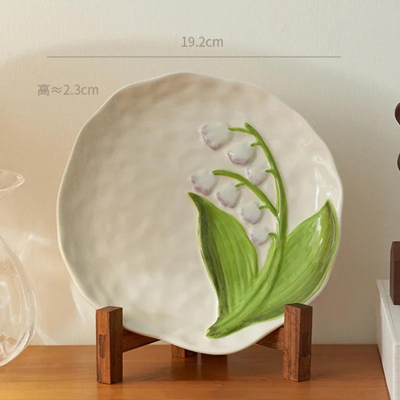 Relief Flower Ceramic Plate Coffee Shop Afternoon Tea Dessert Snack Plate Home Delicious Dish Dining Plates Exquisite Tableware