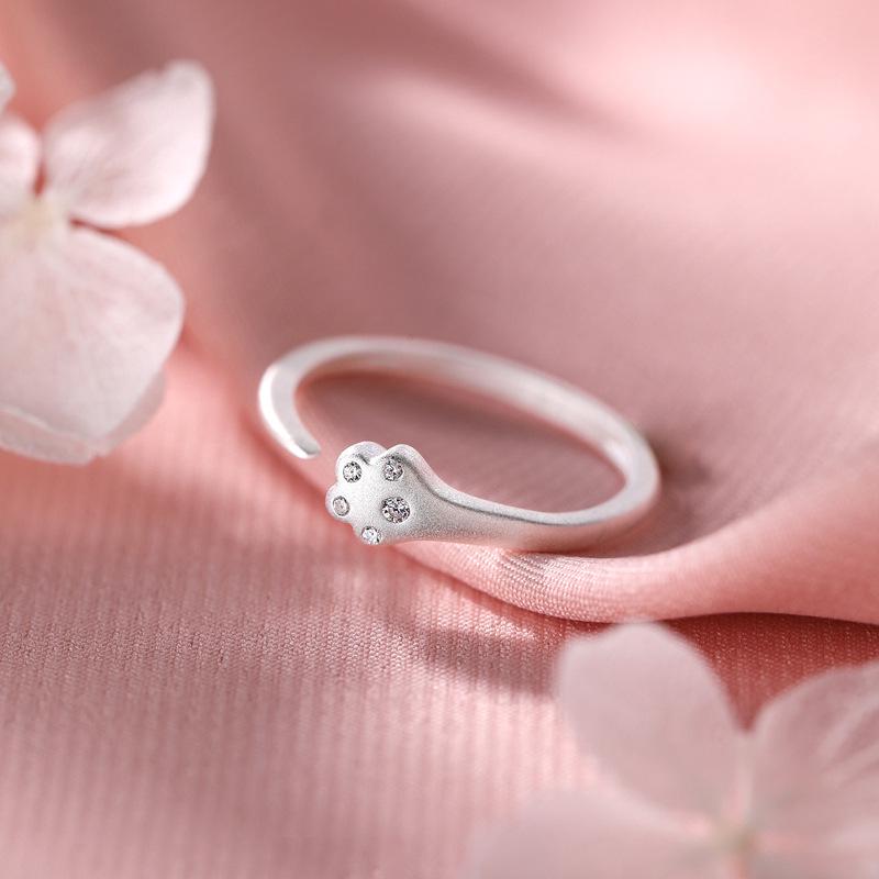 

Exquisite Cat Paw Open Ring for Women - 2026 Light Luxury Niche Design