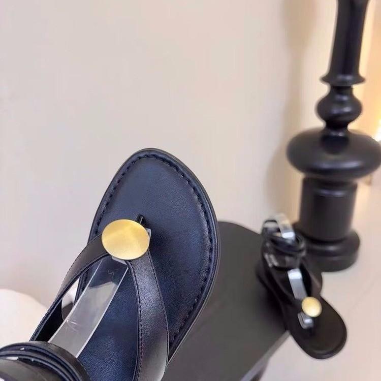 Herringbone sandals women's 2025 summer new round toes cross straps casual flat-bottomed fashion beach Roman shoes