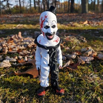 Halloween Scary Clown Figurine Horror Movie Character Resin Statue Sculpture Home Office Bookshelf Desktop Decoration Ornament