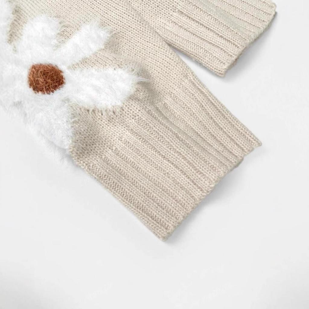 Hooded Round Neck Long Sleeved Sweater with Floral Jacquard Pattern for Autumn Women