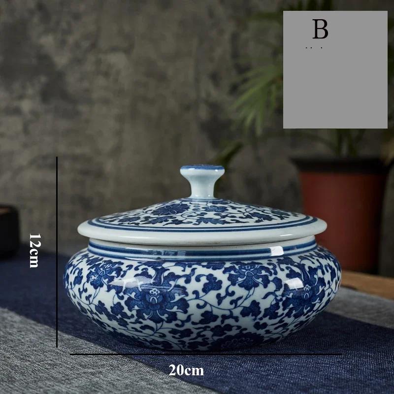 Vintage Ceramic Storage Jar with Lid Blue Flower Pattern Tea Caddy Living Room Ornament Flat Belly Ceramics Jar Home Decoration