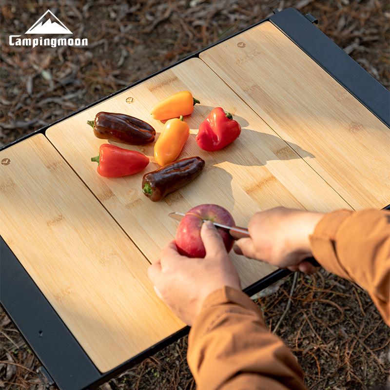 Tavolo da Campeggio Coleman CK-P25 in Bambù per Tè e Taglio con Storage