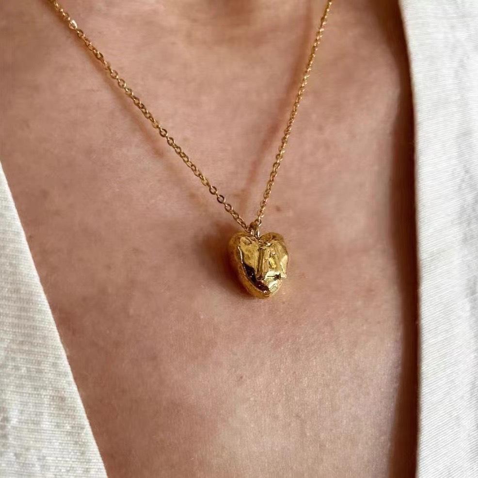 Korean Niche Hammered Meteorite Enamel Necklace with Red Heart Pendant