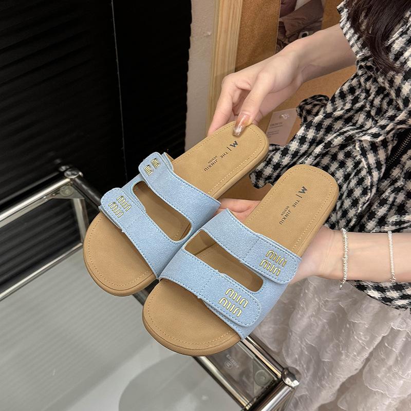 Slippers women's summer outer wear new fashionable soft flat one-word sandals with skirt beach cool slippers