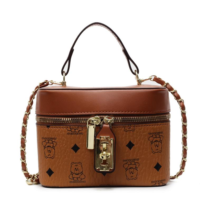 Niche Bag Women's Spring Summer New Fashion Portable Out Popular Shoulder Crossbody Bucket Bag