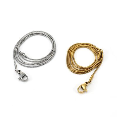 Rostfritt stål ormbenskedja halsband kvinnors gör-det-själv titan stål hänge tillbehör nyckelbenskedja fläck
