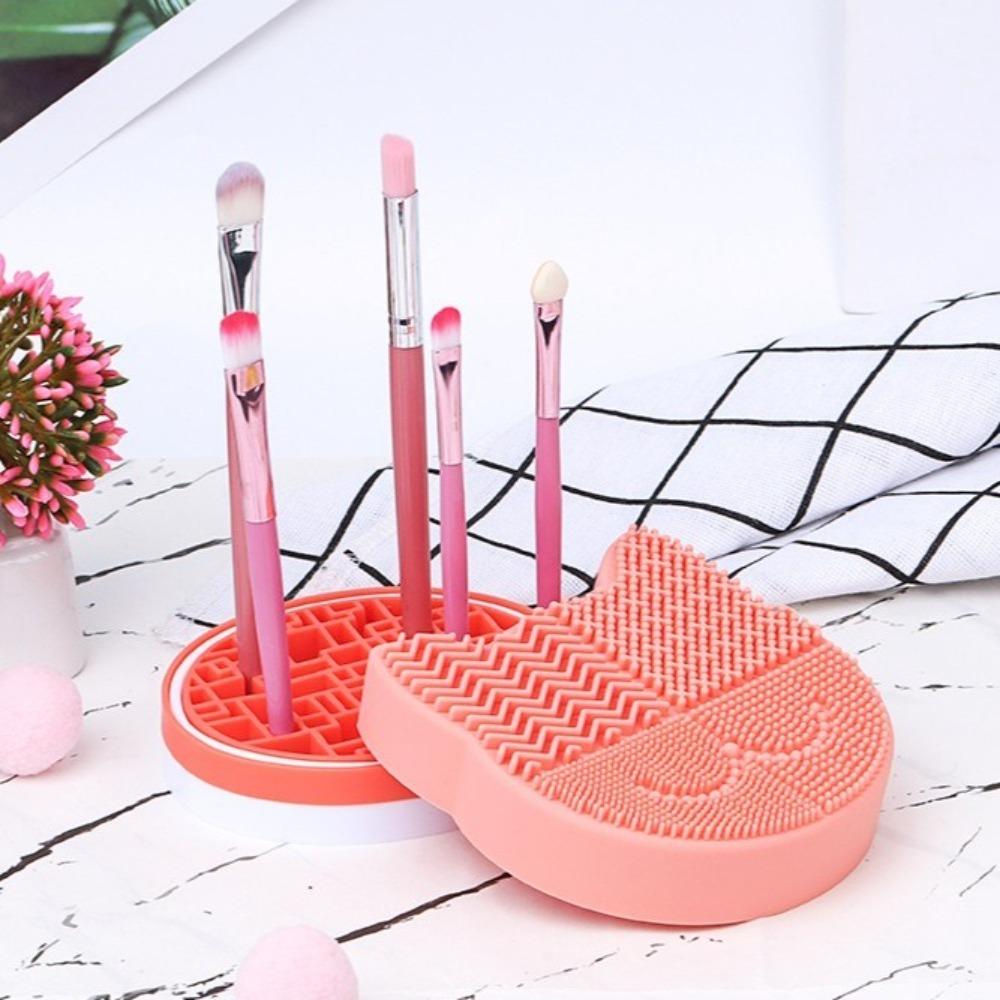 Silicone Makeup Brush Cleaning Box Portable Make Up Tool Scrubber Box Washing Brush Pad  for Women