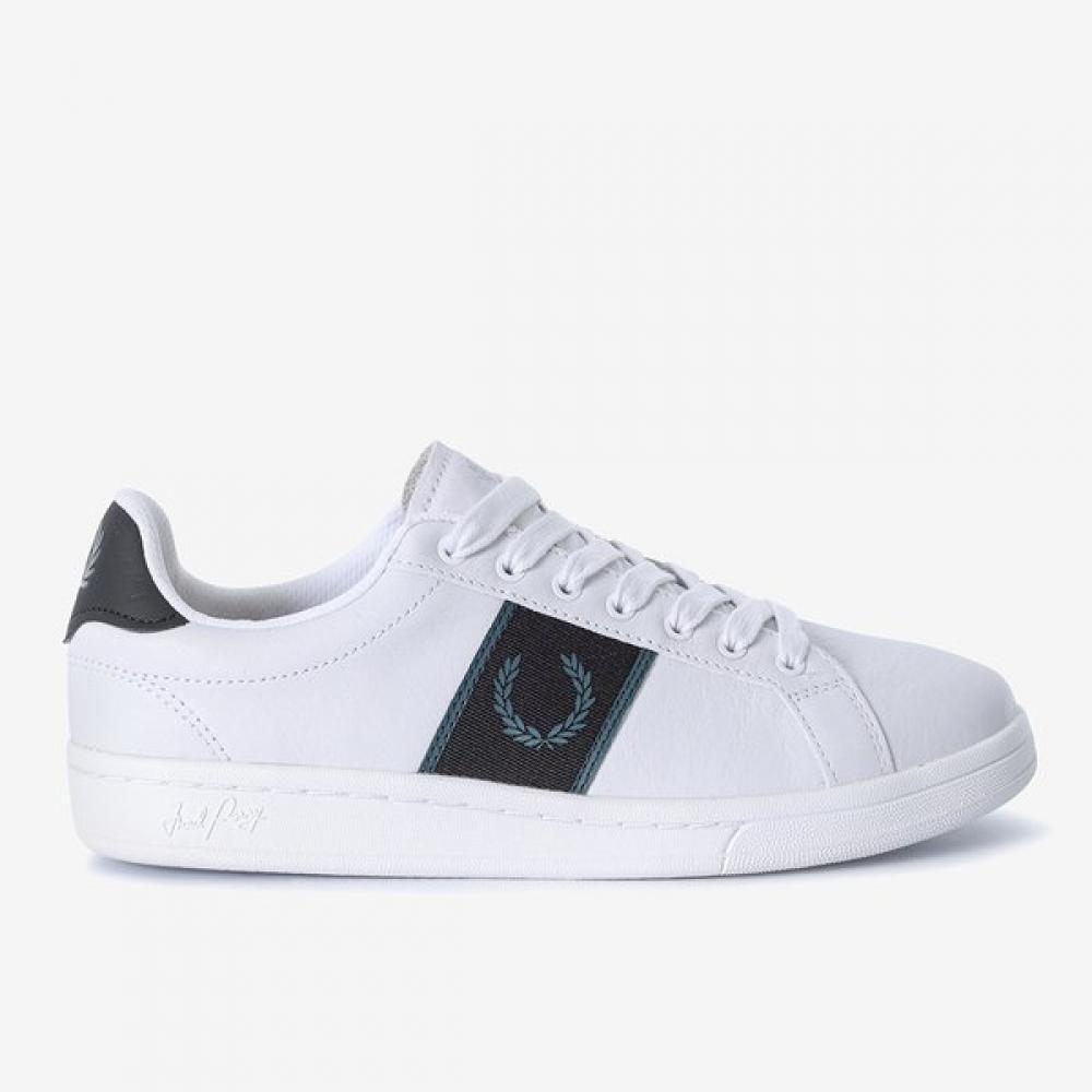 

Fred Perry Unisex Leather Sneakers B721 Leather Branded Webbing 290