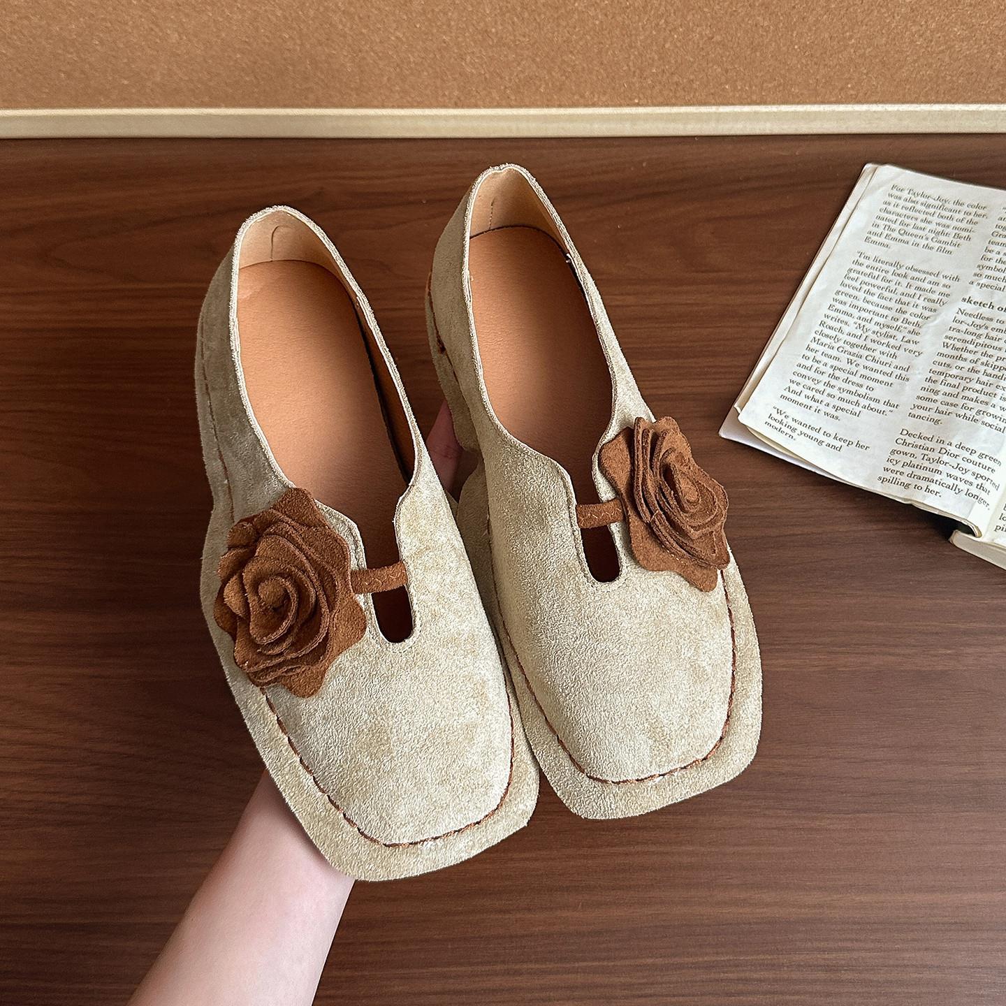 

French retro niche flower square head shoes girl 2025 summer and autumn flat soft sole fairy wind handmade grandma shoes children 40