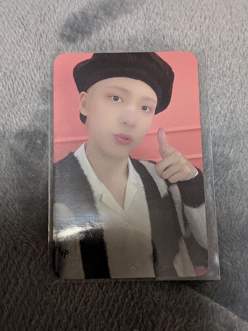 [Б/У] Редкая бонусная фотокарточка Юнхо из ATEEZ (EVERLINE)