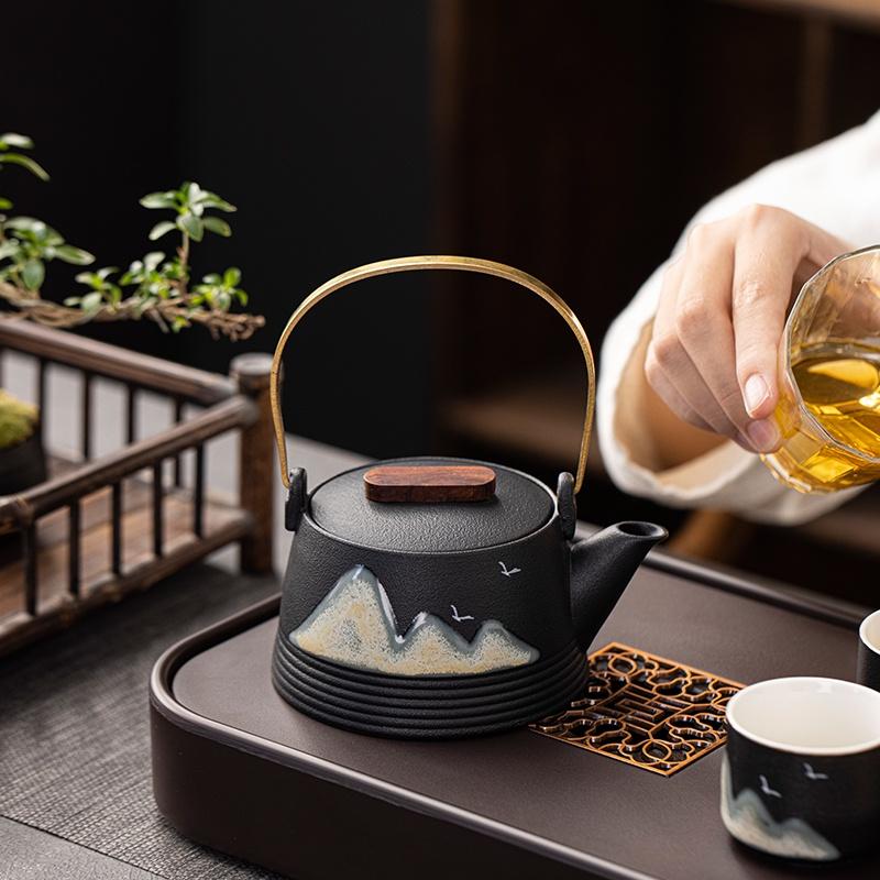290ml Japonský styl Černá keramika Ručně malovaná konvička Keramická konvička s uchem pro zvedání Kung Fu čajový set