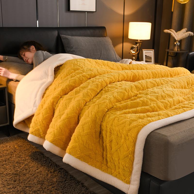 2026 Cozy Winter Plush Fleece Blanket Ultra Soft Warm for Bed Couch Lounge Essential