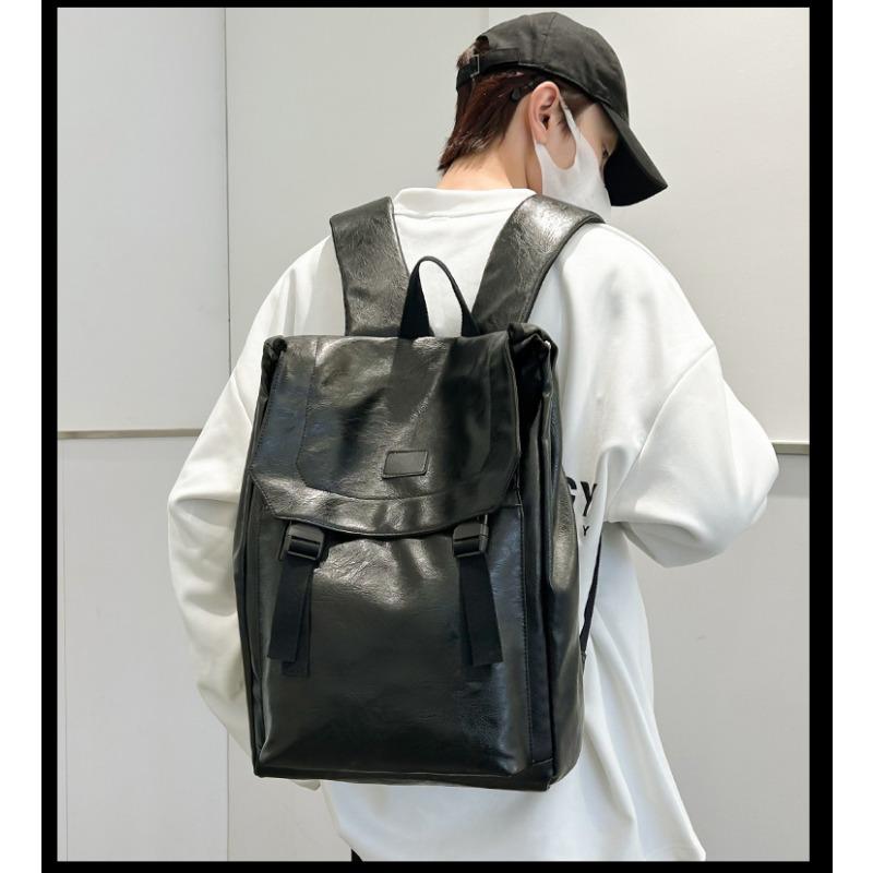 Fashion new trends, men must! Trendy generation of Korean version of the casual backpack, leading the fashion trend.