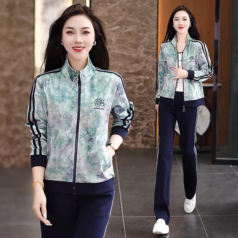 2025 Women's Trendy Three-Piece Tracksuit for Outdoor Running - Loose-Fit Fashion for Autumn/Spring