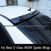Nicht-invasive Montage eines Dachspoilers für die Mercedes-Benz C-Klasse Limousine W204 (2007-2013)