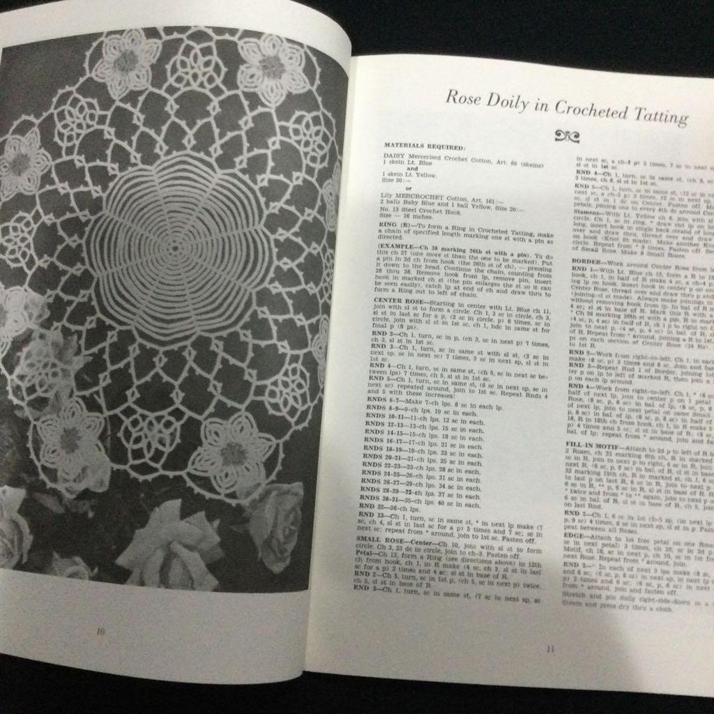[USED] Floral Crochet Lace Crochet Book Flower Doily