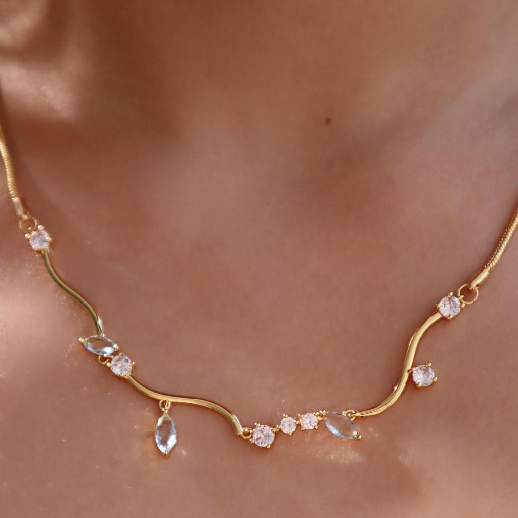 Retro 18K Gold Plated Tassel Zircon Cuban Chain Necklace In Frosted Gold Copper.